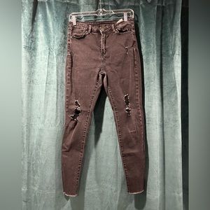 Distressed Black Jeans with Frayed Hem